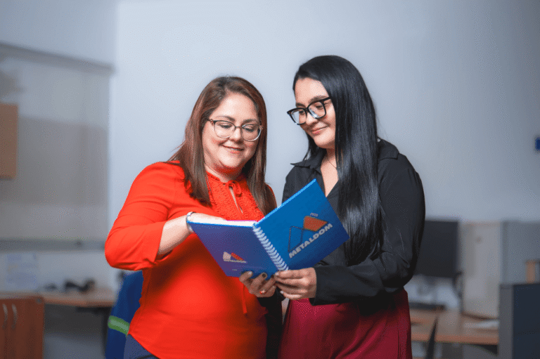 Fotografía de personal Metaldom